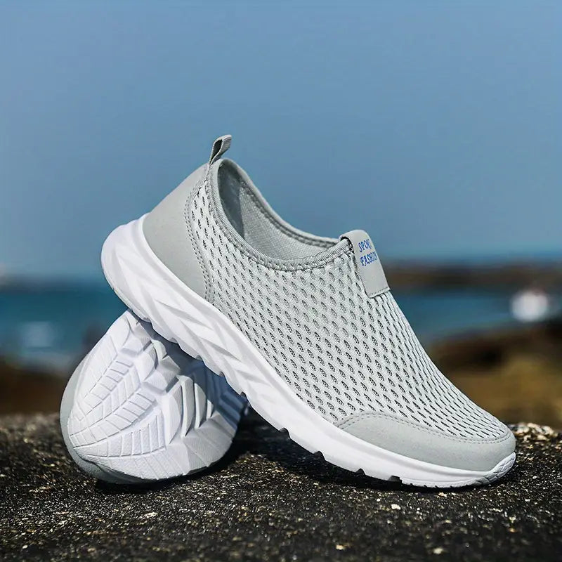 Noah | Breathable and lightweight casual mesh slip-on walking shoes