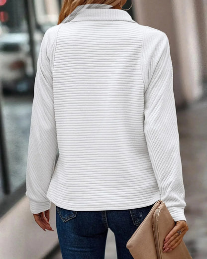 Mia | Stylish women's sweater with V-neck, high collar, and zipper detail